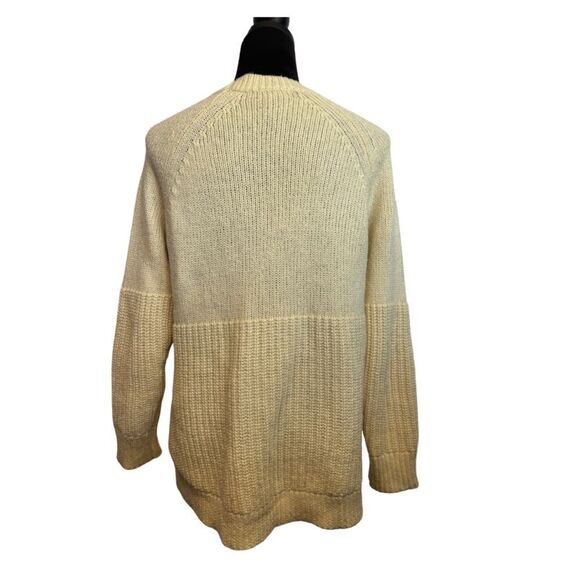 Banana Republic Wool Blend Sweater Beige - Picture 3 of 8